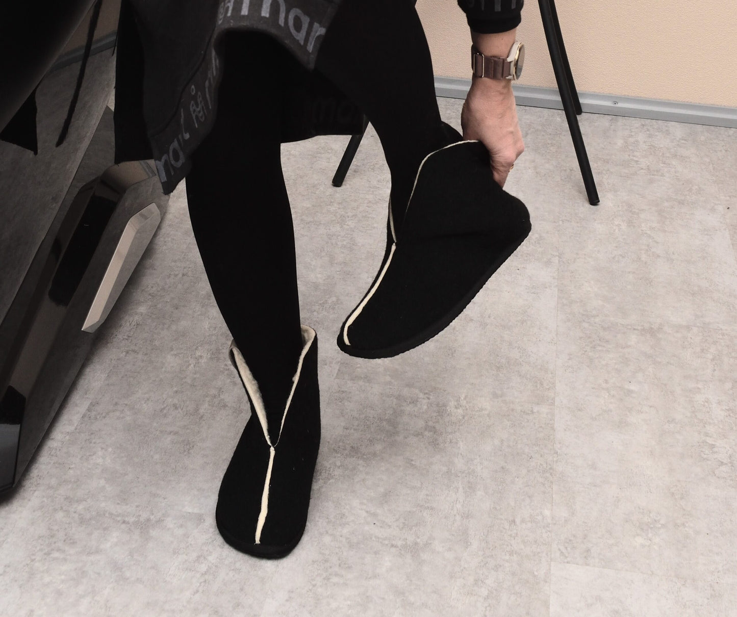 OmaKing - Vinski Black - pantuflas barefoot de lana