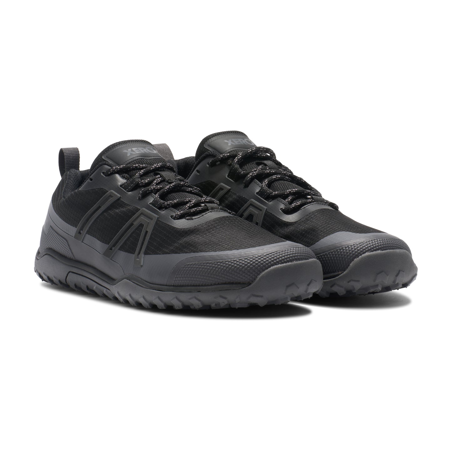 Xero Shoes - Scrambler Trail Low WP - Men Black / Asphalt - Deportivas Barefoot Impermeables para Hiking