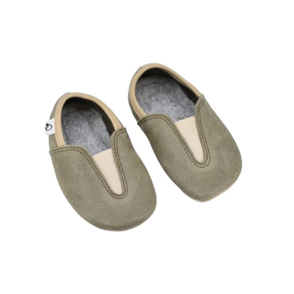 OmaKing Hip-Hop First Steps Eco Olive - Zapatillas respetuosas ecológicas para primeros pasos verdes