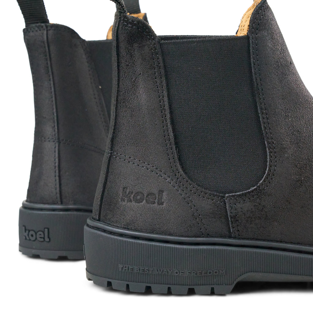 Koel Gavien Suede Oil Black - Botines chelsea barefoot unisex negros