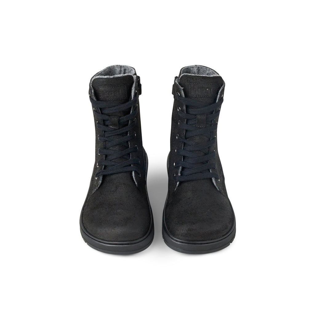 Koel Galyon Felt Black - Botas barefoot calientes estilo chunky de cordones negras