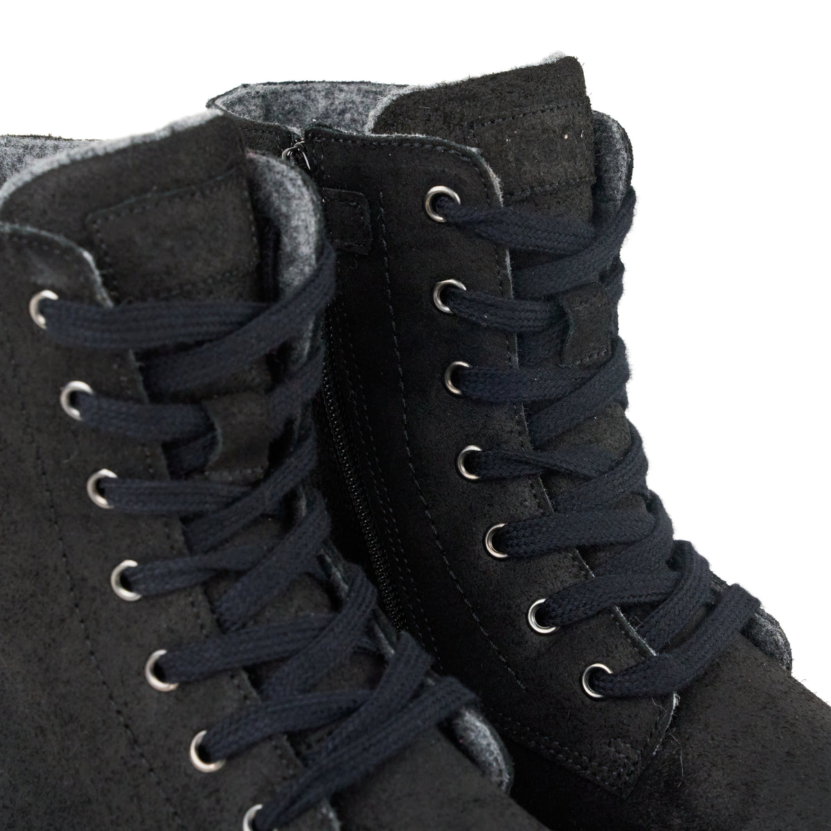 Koel Galyon Felt Black - Botas barefoot calientes estilo chunky de cordones negras