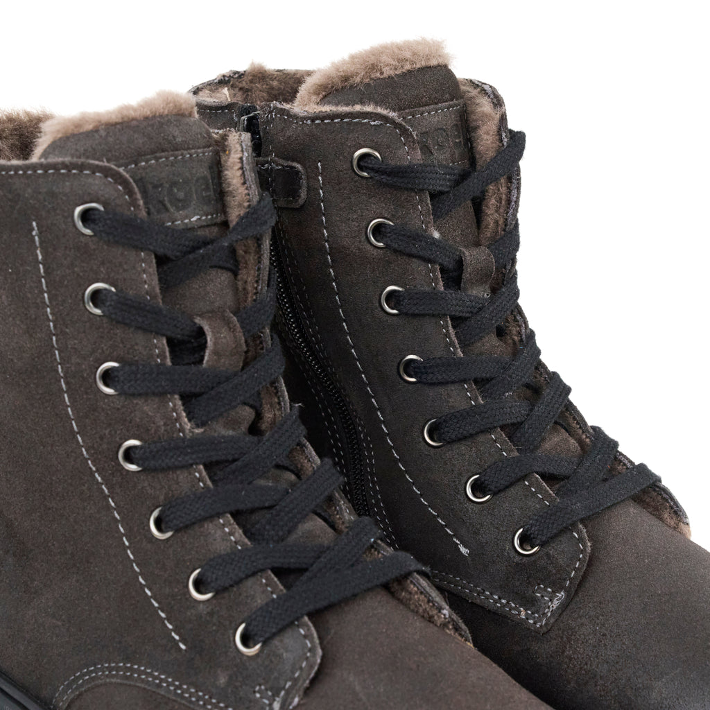 Koel Galyon Wool Dark Grey - Botas barefoot calientes estilo chunky de cordones gris oscuro