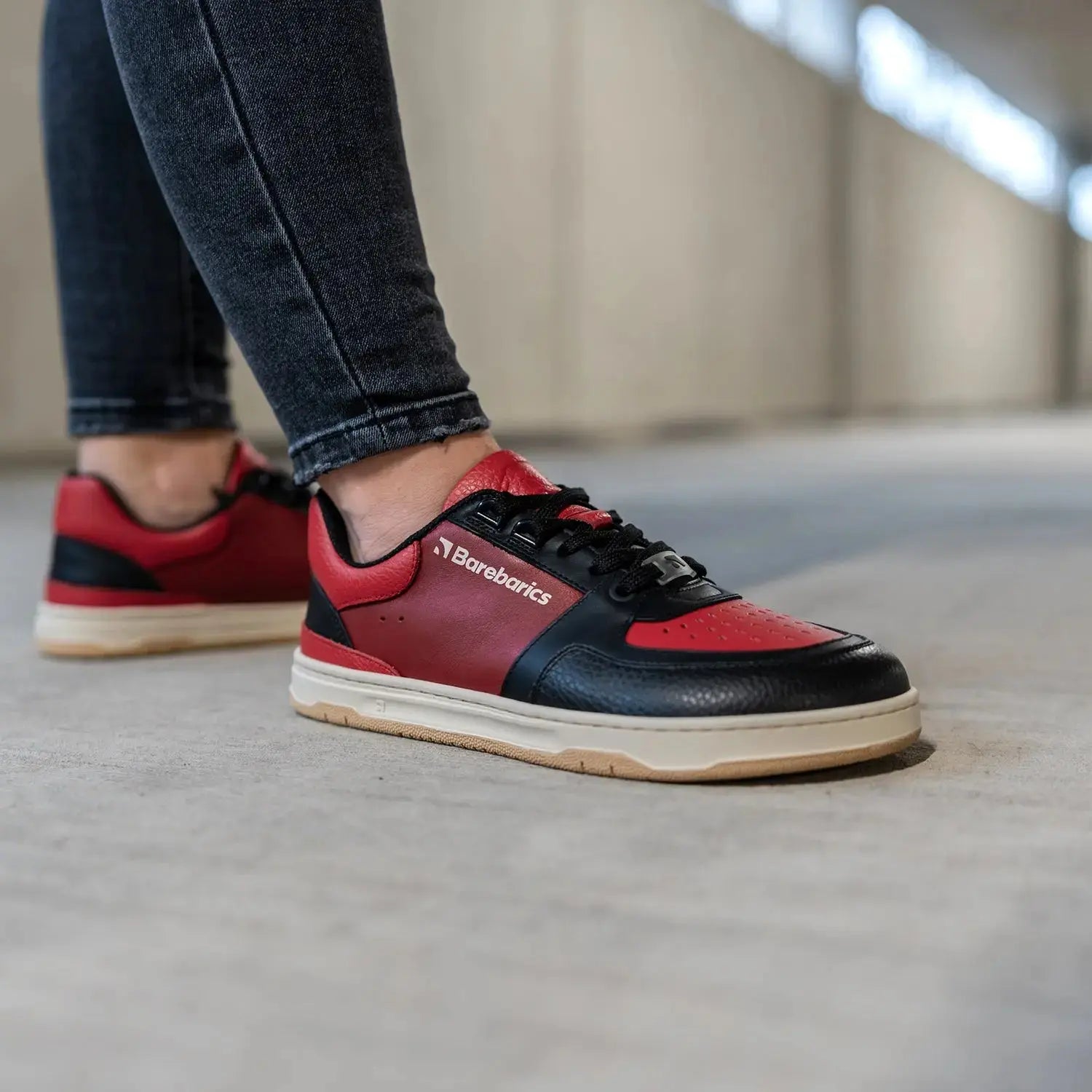 Barebarics - Wave Black & Red - Zapatillas barefoot unisex negro y rojo