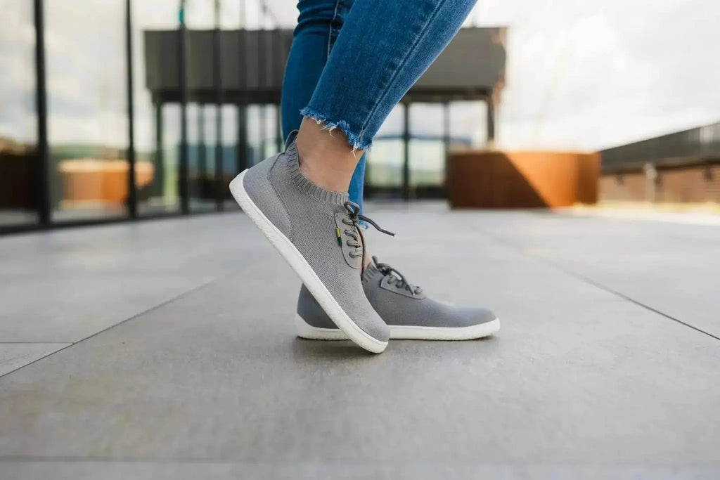 Be Lenka - Stride Grey & White - Zapatillas barefoot unisex grises talla 42