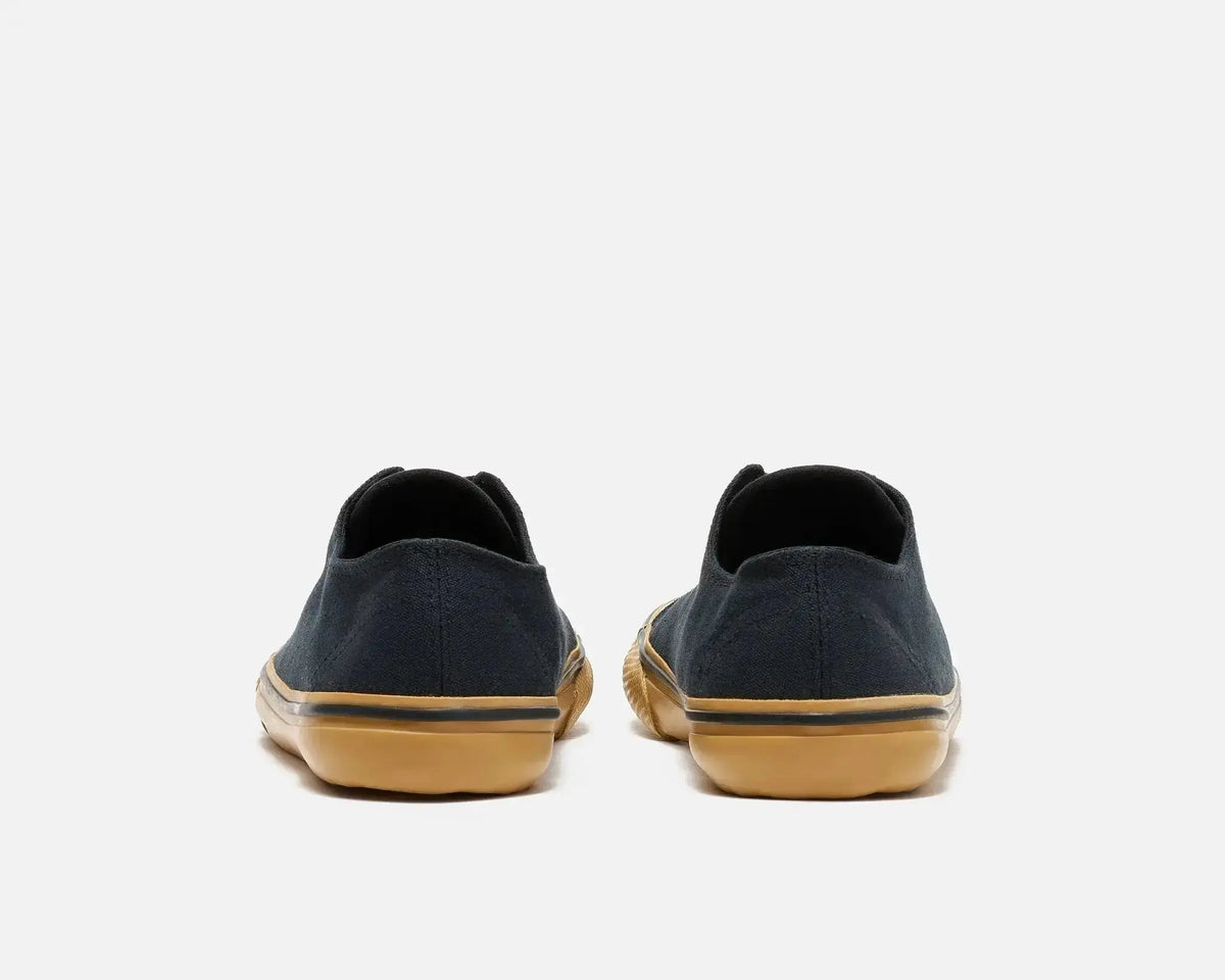 Bohempia Herlik Black & Gum - Zapatillas barefoot veganas unisex negras
