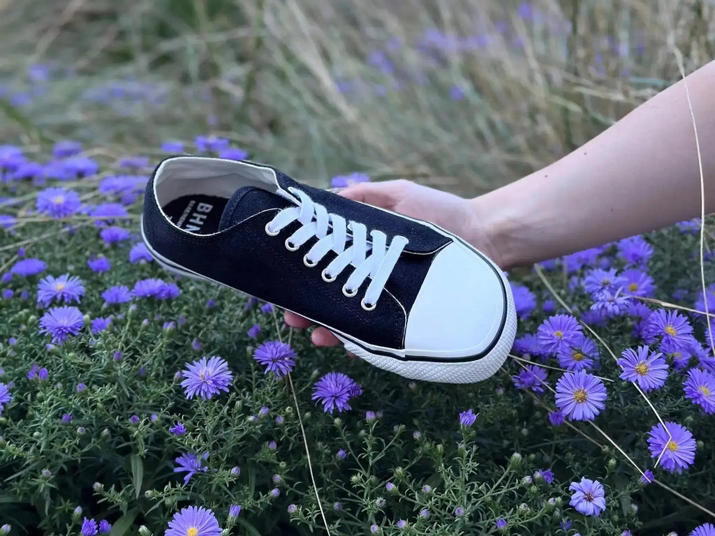 Bohempia - Herlik Black & White - Zapatillas barefoot veganas unisex negras