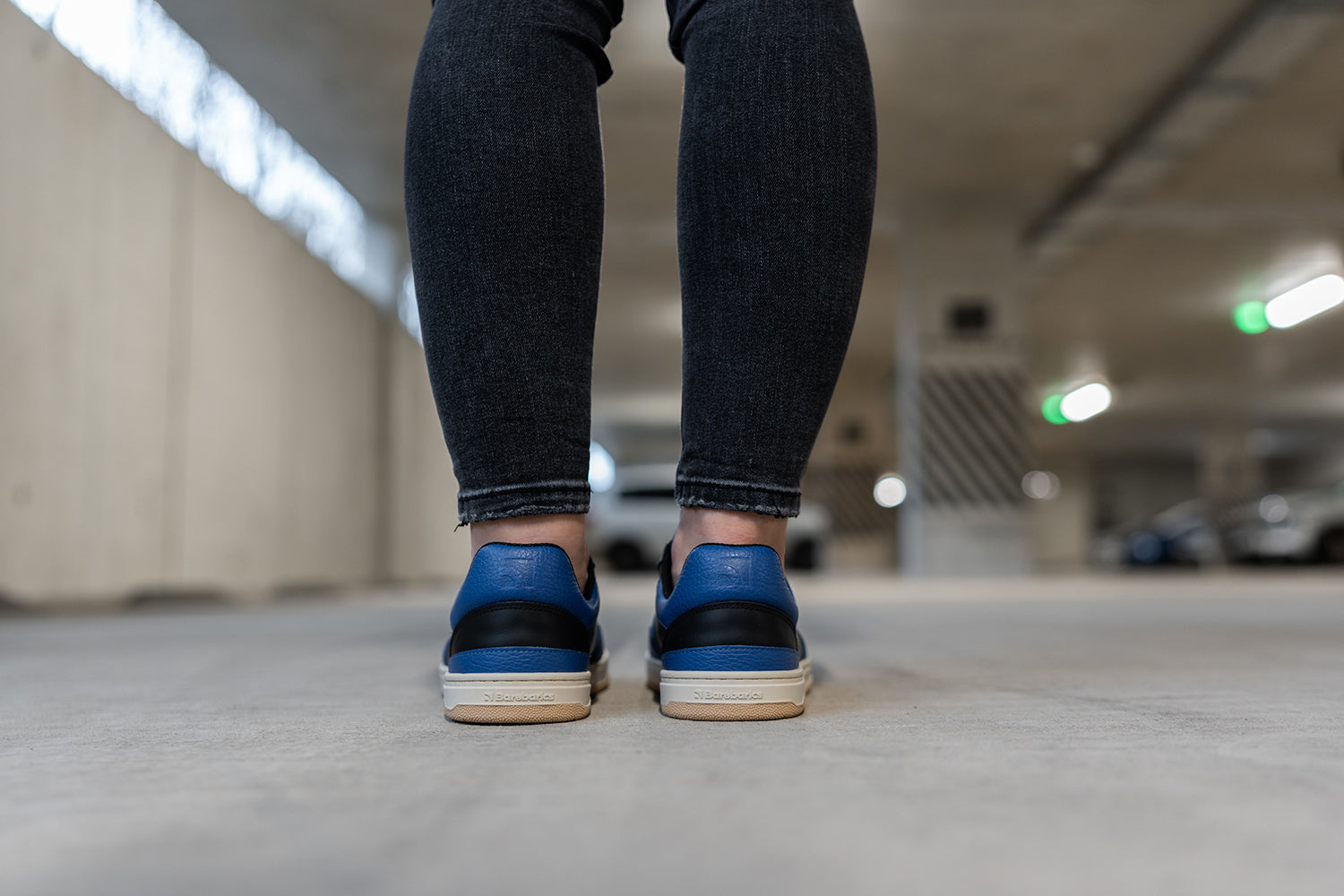 Barebarics - Wave Black & Blue - Deportivas barefoot-Barebarics-Cacles Barefoot-Tienda de calzado barefoot respetuoso minimalista