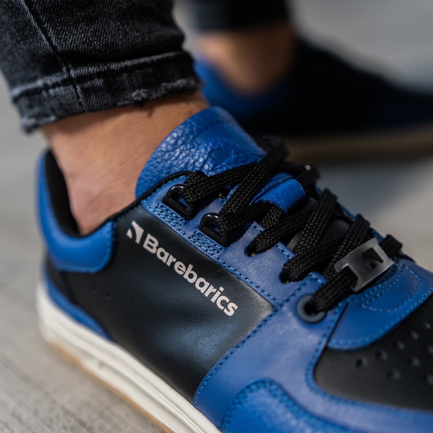 Barebarics - Wave Black & Blue - Deportivas barefoot-Barebarics-Cacles Barefoot-Tienda de calzado barefoot respetuoso minimalista