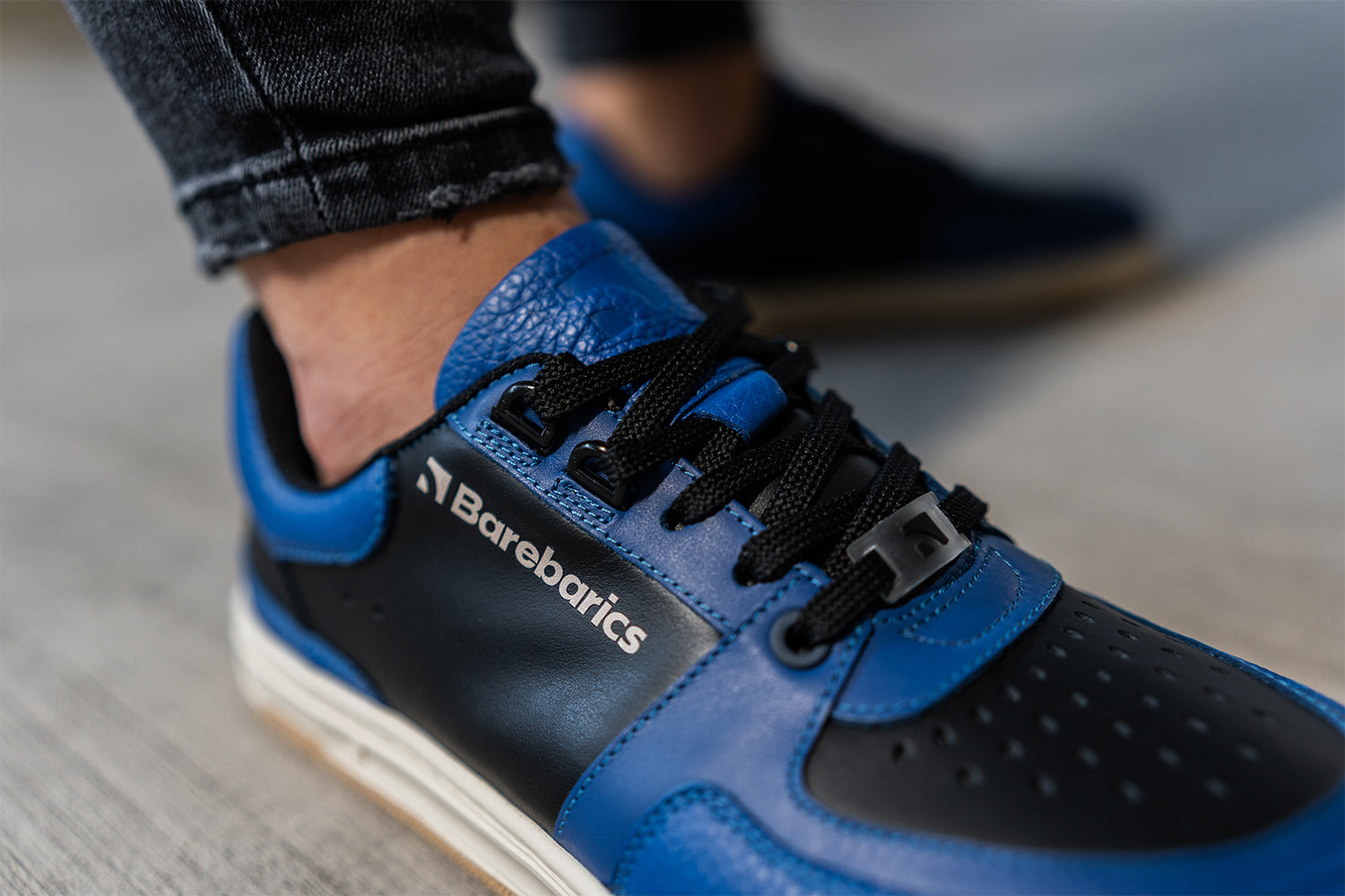 Barebarics - Wave Black & Blue - Deportivas barefoot-Barebarics-Cacles Barefoot-Tienda de calzado barefoot respetuoso minimalista