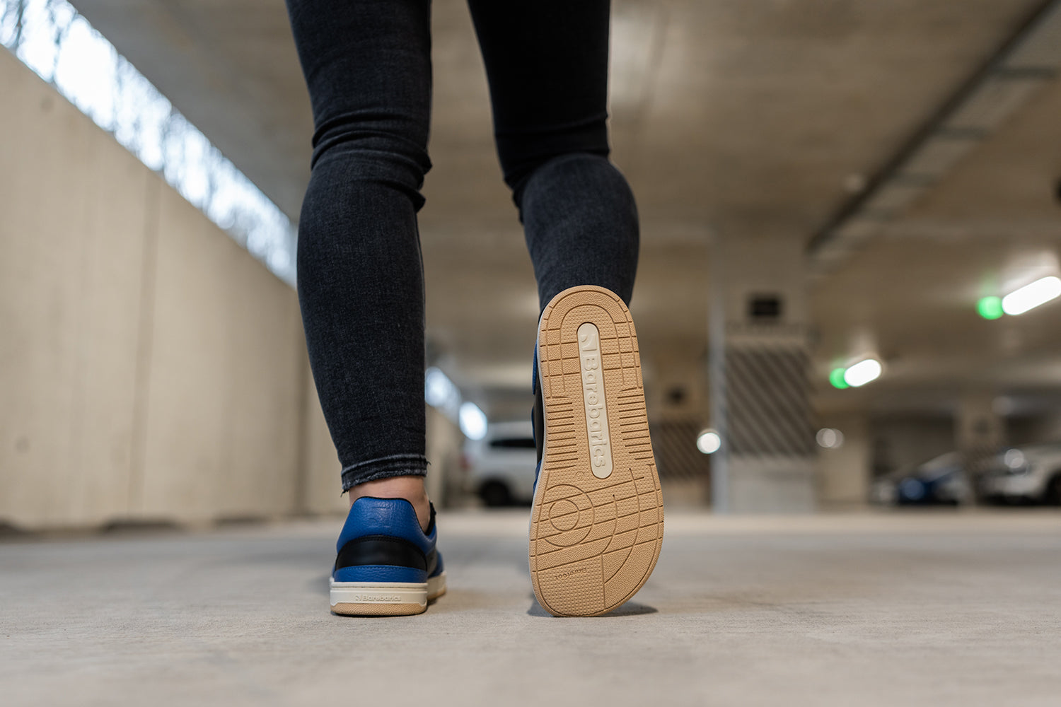 Barebarics - Wave Black & Blue - Deportivas barefoot-Barebarics-Cacles Barefoot-Tienda de calzado barefoot respetuoso minimalista