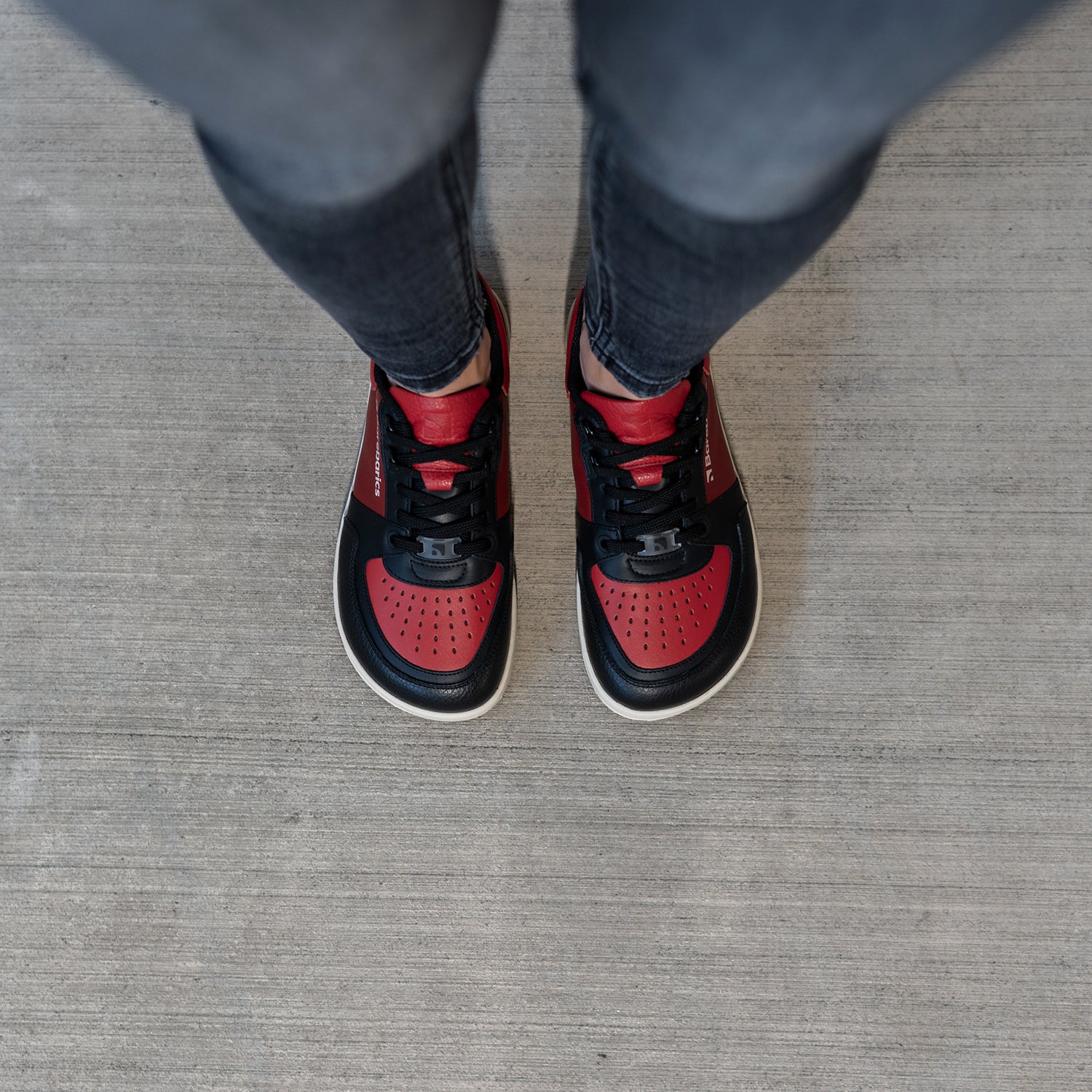 Barebarics - Wave Black & Red - Deportivas barefoot-Barebarics-Cacles Barefoot-Tienda de calzado barefoot respetuoso minimalista