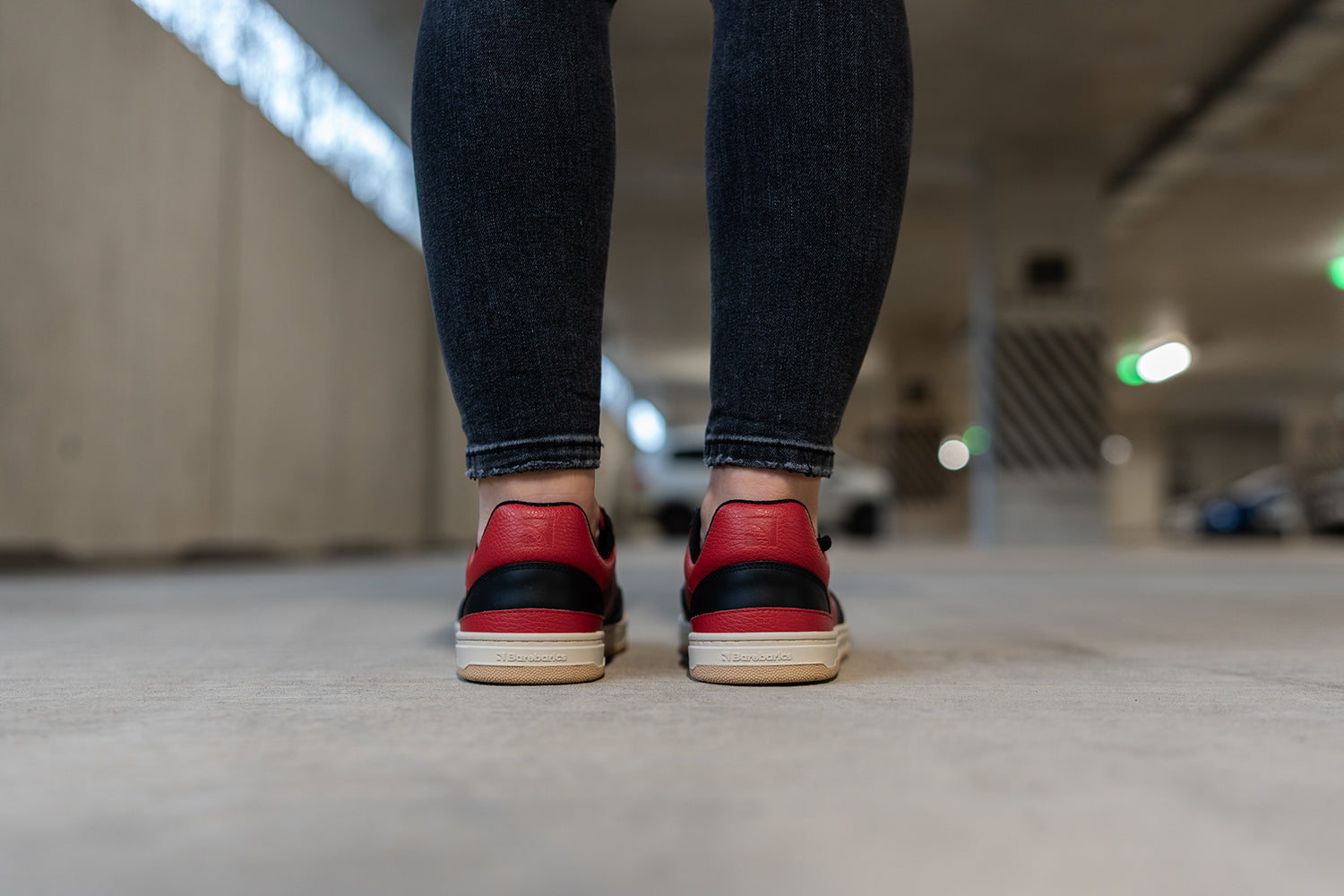 Barebarics - Wave Black & Red - Deportivas barefoot-Barebarics-Cacles Barefoot-Tienda de calzado barefoot respetuoso minimalista