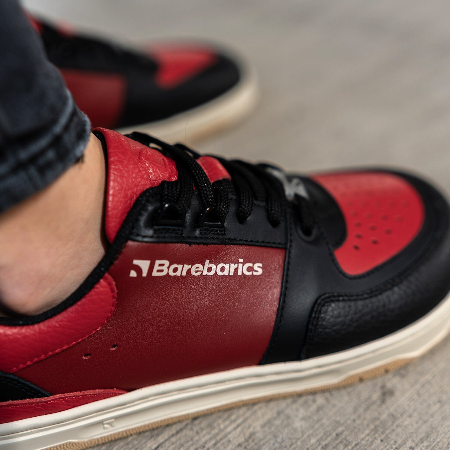 Barebarics - Wave Black & Red - Deportivas barefoot-Barebarics-Cacles Barefoot-Tienda de calzado barefoot respetuoso minimalista
