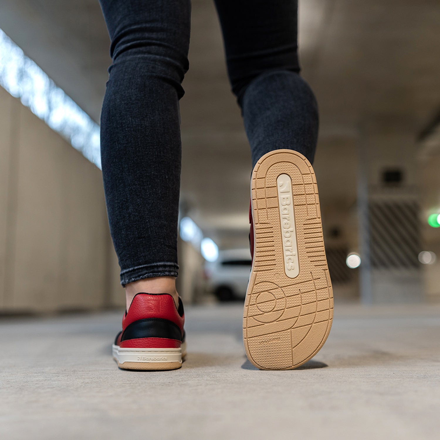 Barebarics - Wave Black & Red - Deportivas barefoot-Barebarics-Cacles Barefoot-Tienda de calzado barefoot respetuoso minimalista