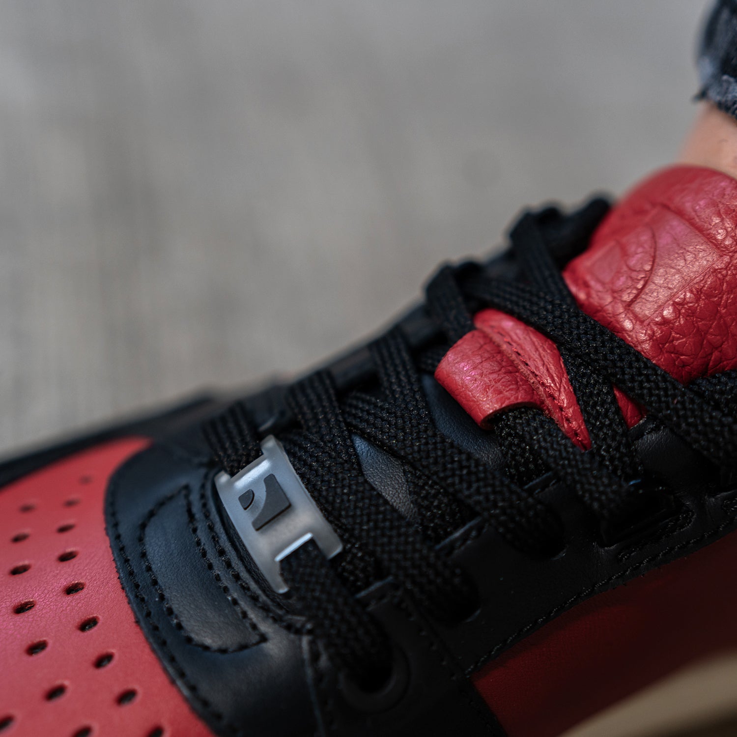 Barebarics - Wave Black & Red - Deportivas barefoot-Barebarics-Cacles Barefoot-Tienda de calzado barefoot respetuoso minimalista