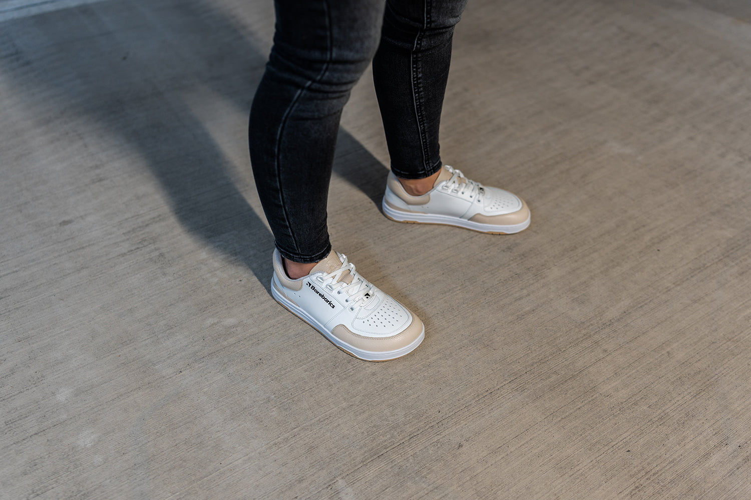 Barebarics - Wave White & Beige - Deportivas barefoot-Barebarics-Cacles Barefoot-Tienda de calzado barefoot respetuoso minimalista