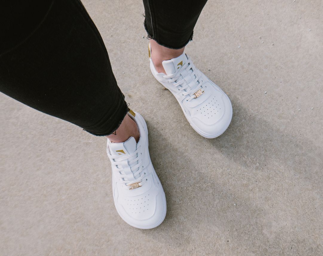 Barebarics - Zing White & Gold Leather- Deportivas barefoot-Barebarics-Cacles Barefoot-Tienda de calzado barefoot respetuoso minimalista