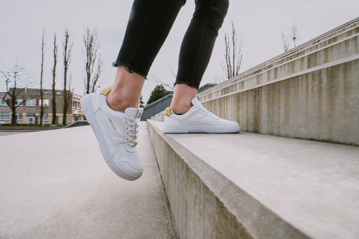 Barebarics - Zing White & Gold Leather- Deportivas barefoot-Barebarics-Cacles Barefoot-Tienda de calzado barefoot respetuoso minimalista