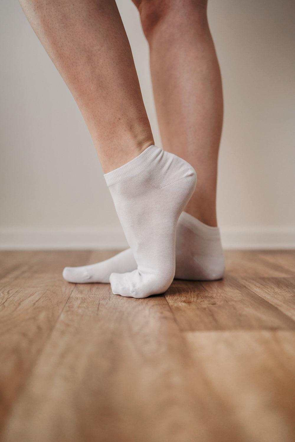 Be Lenka - Low cut Essentials White - Calcetines barefoot-Be Lenka-Cacles Barefoot-Tienda de calzado barefoot respetuoso minimalista