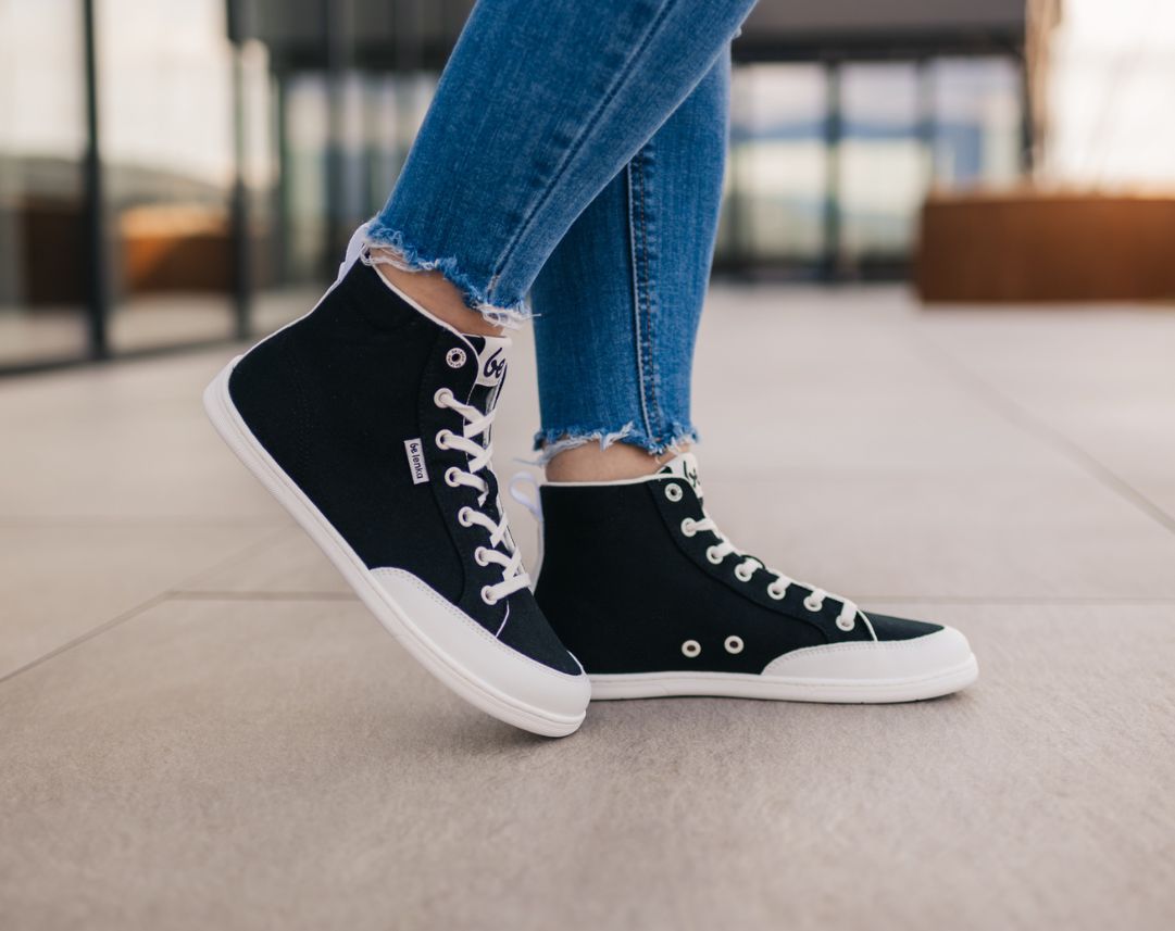 Be Lenka - Rebound High Top Black & White - Lonetas barefoot-Be Lenka-Cacles Barefoot-Tienda de calzado barefoot respetuoso minimalista