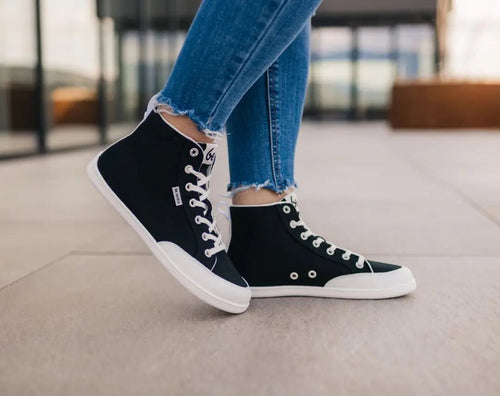 Be Lenka - Rebound High Top Black & White - Lonetas barefoot