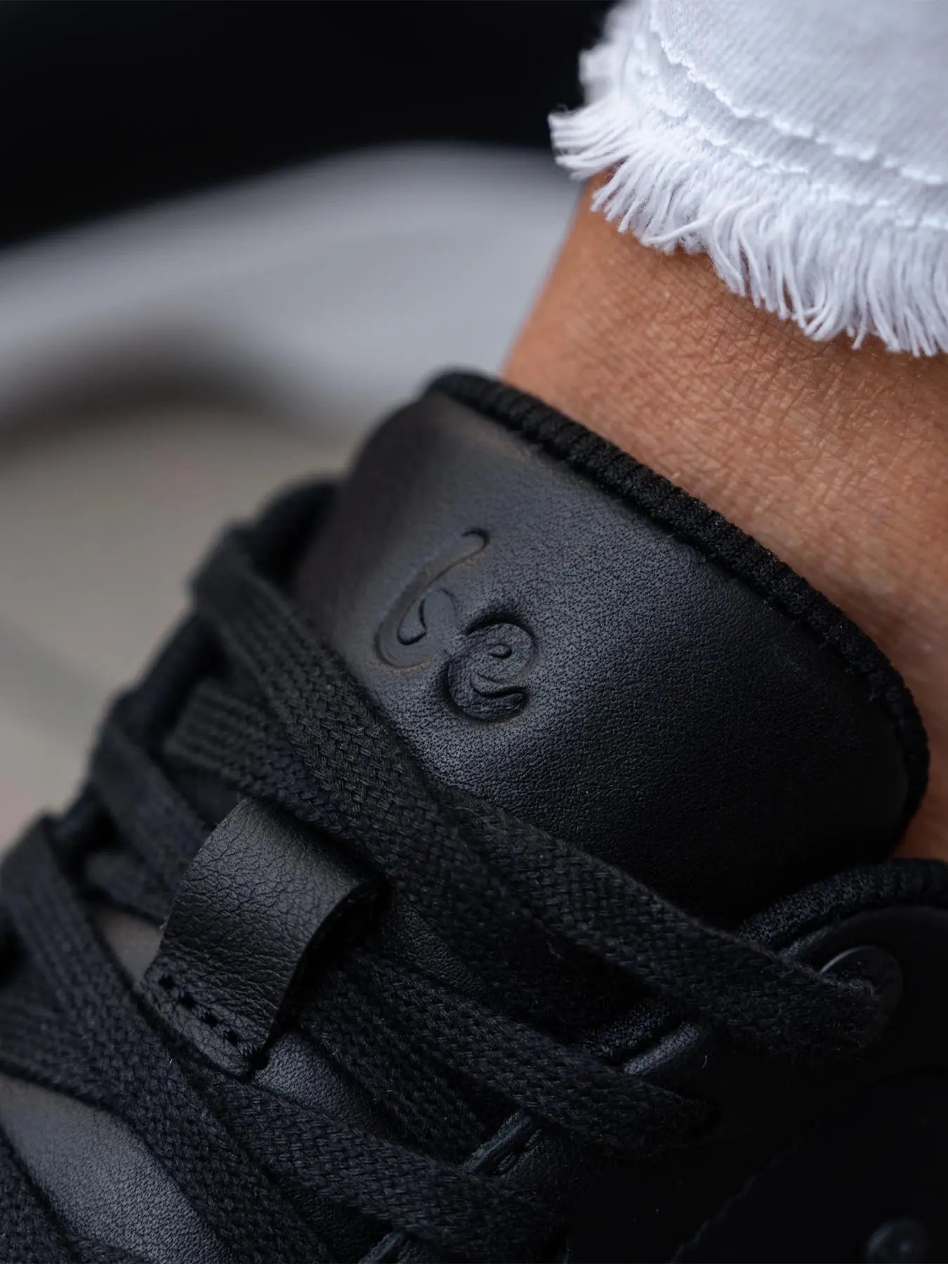 Be Lenka - Streetwise Black & White - calzado de transición al barefoot