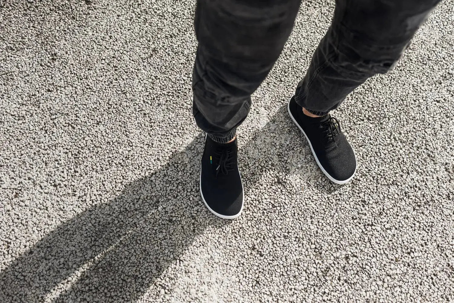 Be Lenka - Stride Black & White- Deportivas barefoot