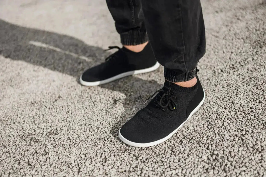 Be Lenka - Stride Black & White- Zapatillas barefoot unisex negras