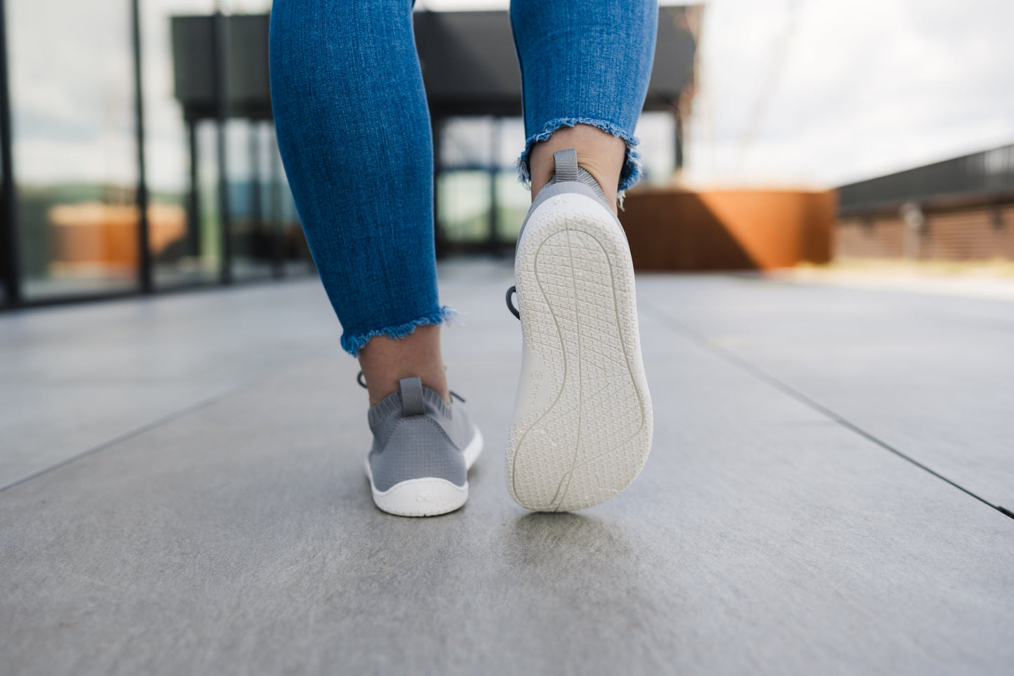 Be Lenka - Stride Grey & White - Deportivas barefoot-Be Lenka-Cacles Barefoot-Tienda de calzado barefoot respetuoso minimalista