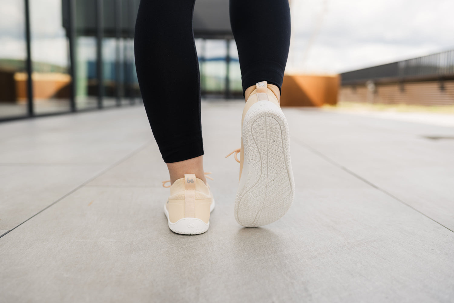 Be Lenka - Swift Beige Cream - Deportivas barefoot-Be Lenka-Cacles Barefoot-Tienda de calzado barefoot respetuoso minimalista