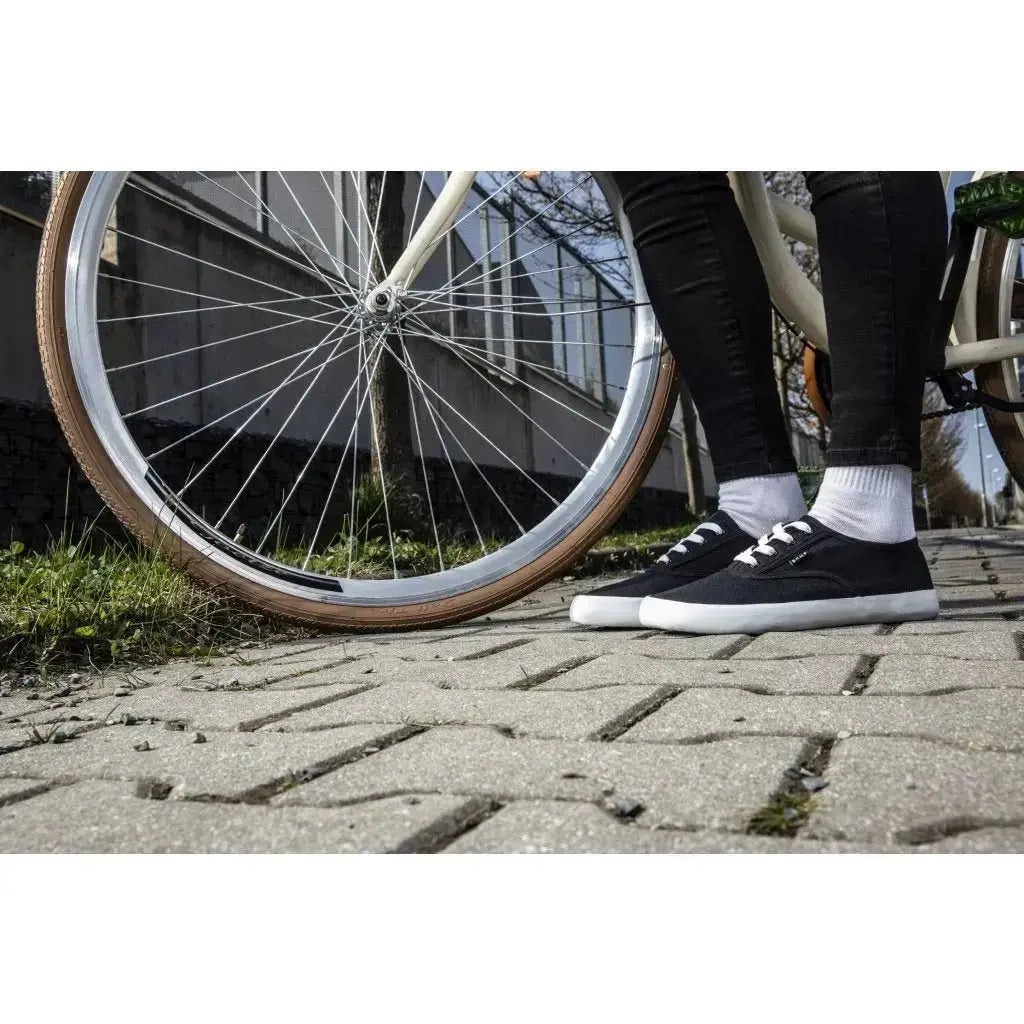 Bohempia - Kolda 2.0 Black White - Zapatillas barefoot veganas unisex negras