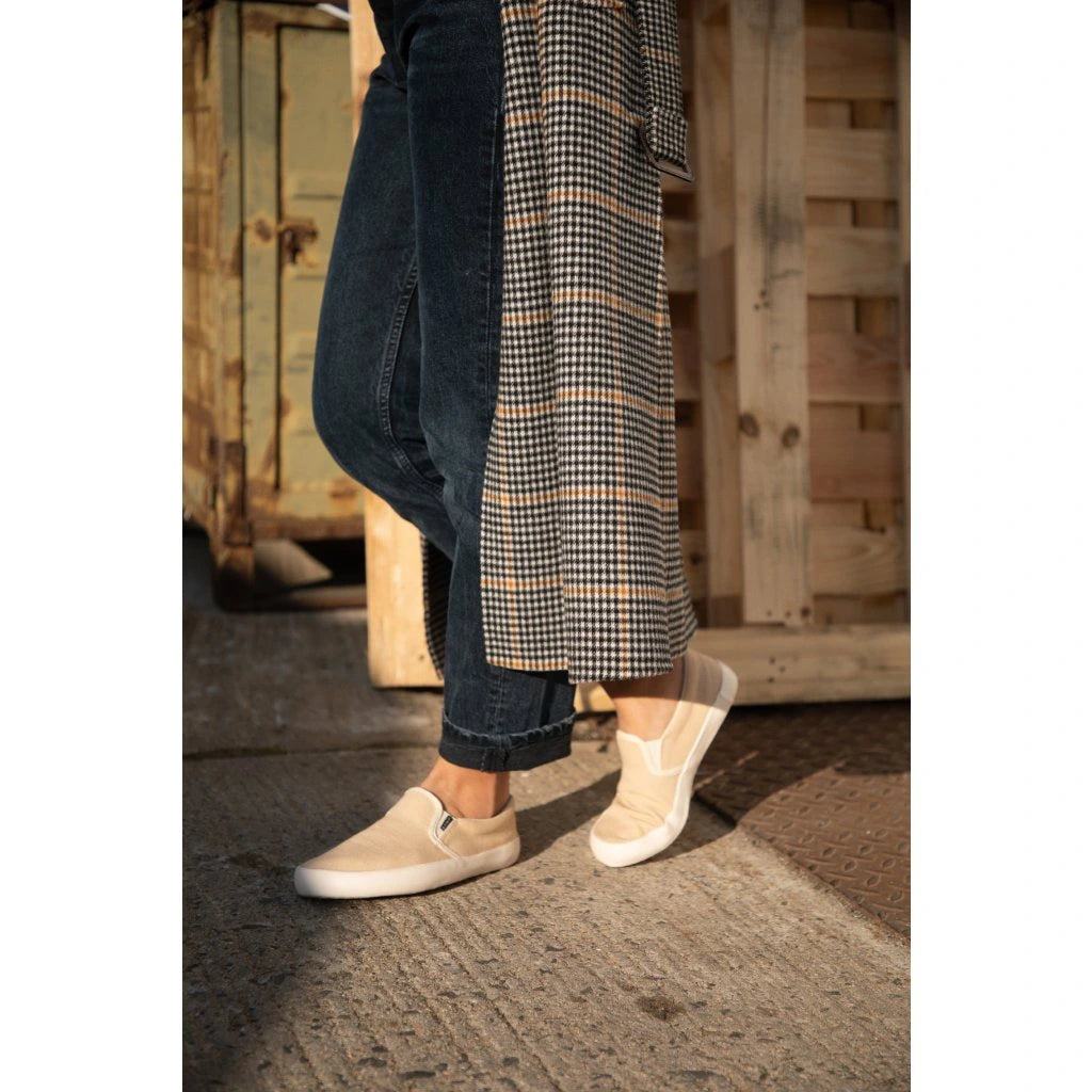 Bohempia – Vikla 2.0 Tan & Off White - Slip ons barefoot-Bohempia-Cacles Barefoot-Tienda de calzado barefoot respetuoso minimalista