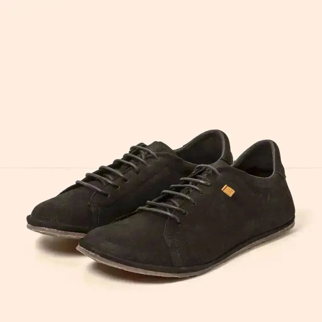El Naturalista Bare 5671 Black - Zapatos "pisacacas" barefoot unisex negros