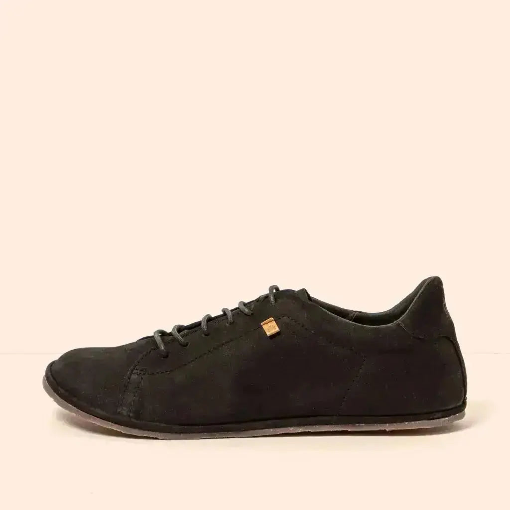El Naturalista Bare 5671 Black - Zapatos "pisacacas" barefoot unisex negros