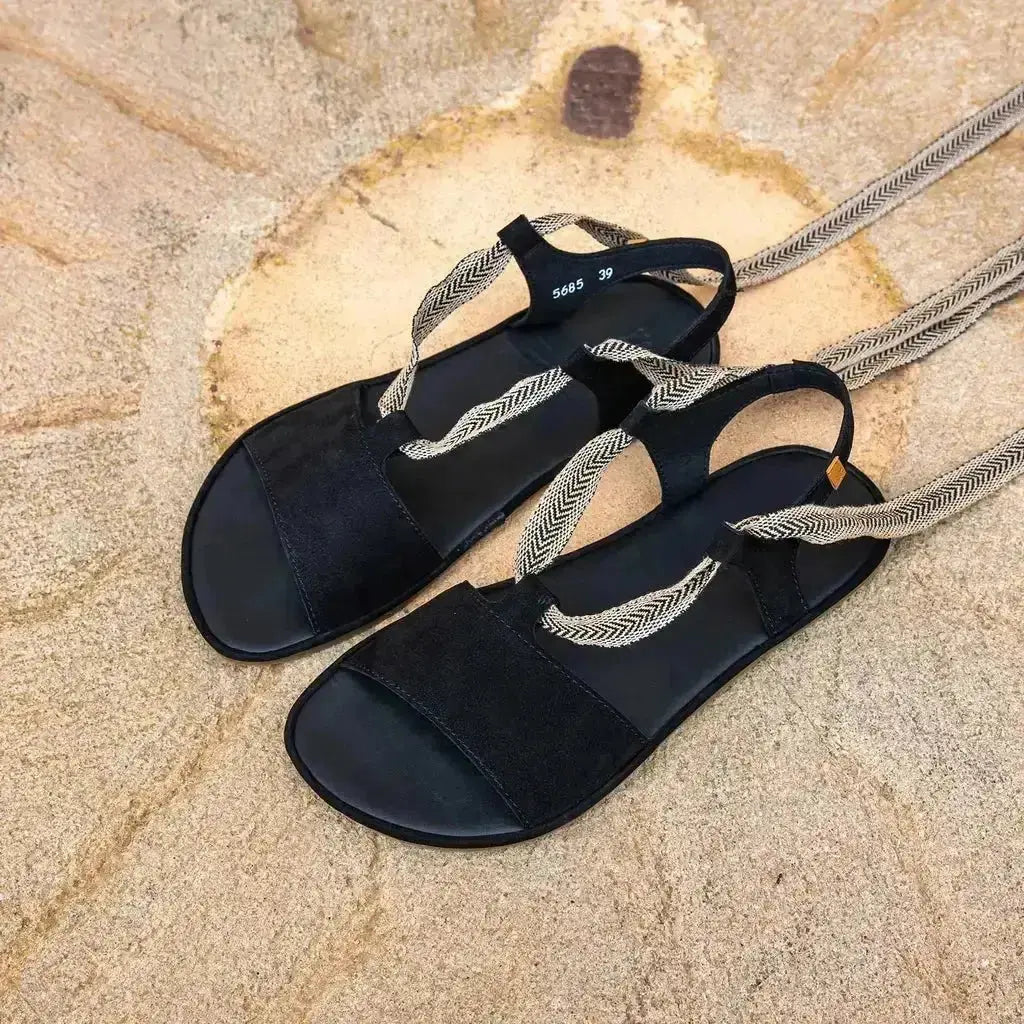 El Naturalista - Satya Black - Sandalias barefoot de cordones