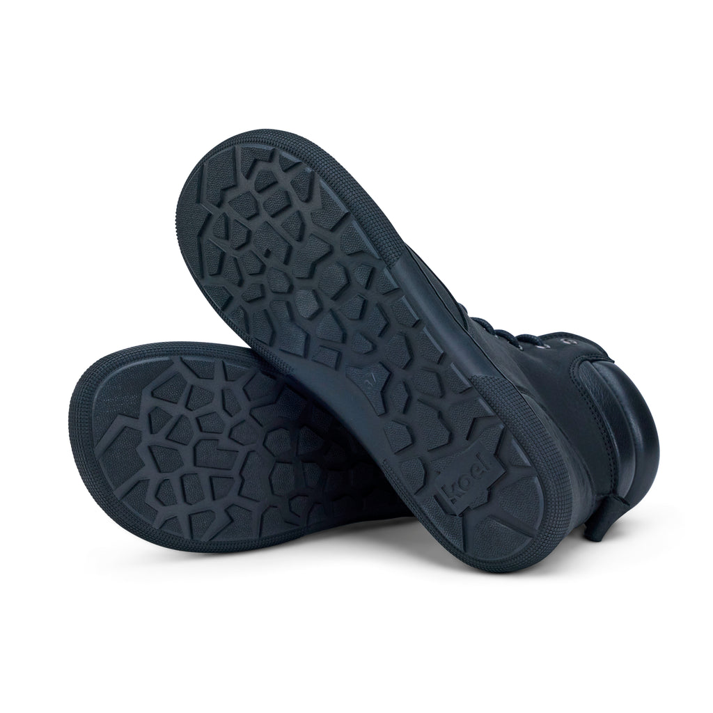 Koel Florence Hydro Black - Botas barefoot otoñales unisex negras  Cacles Barefoot