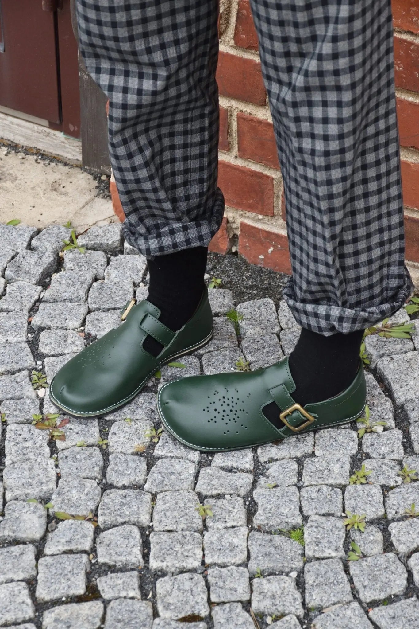 OmaKing - Kuuda Dark Green - merceditas minimalistas