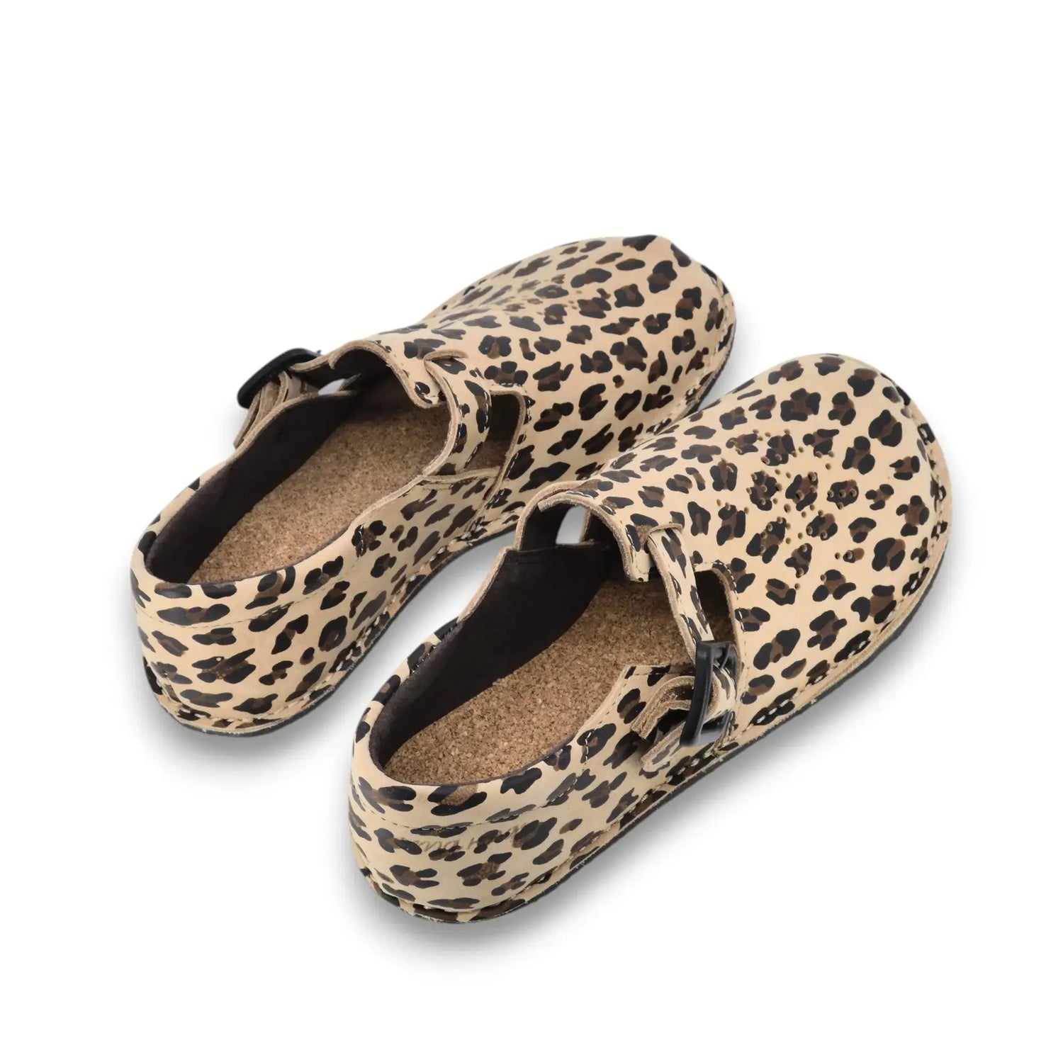 OmaKing - Kuuda Leopard - Merceditas minimalistas