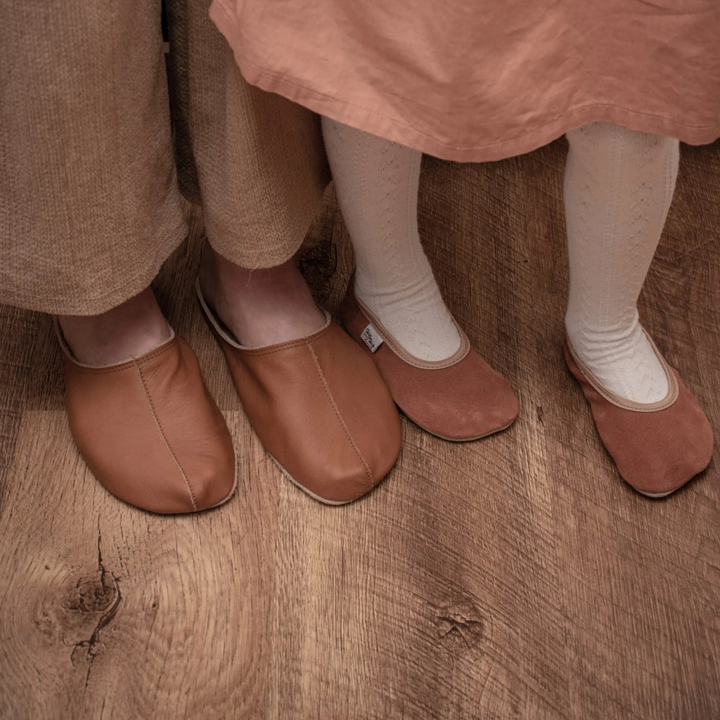OmaKing Sulbi Brown - Zapatillas de casa barefoot sin talón de cuero reciclado marrones  Cacles Barefoot