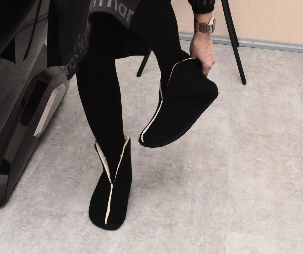 OmaKing - Vinski Black - pantuflas barefoot de lana