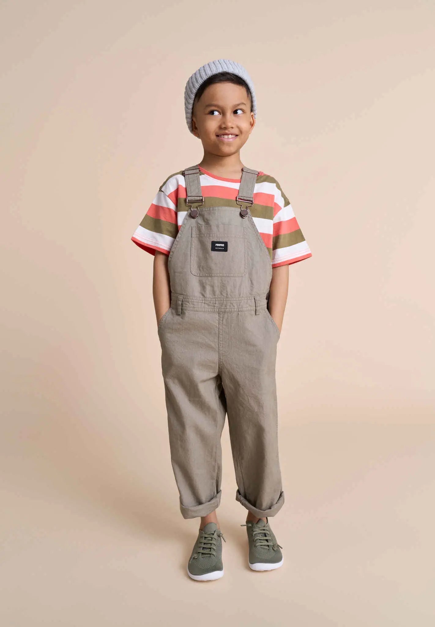 Reima - Astelu Greyish Green - Deportivas barefoot ligeras infantiles verde