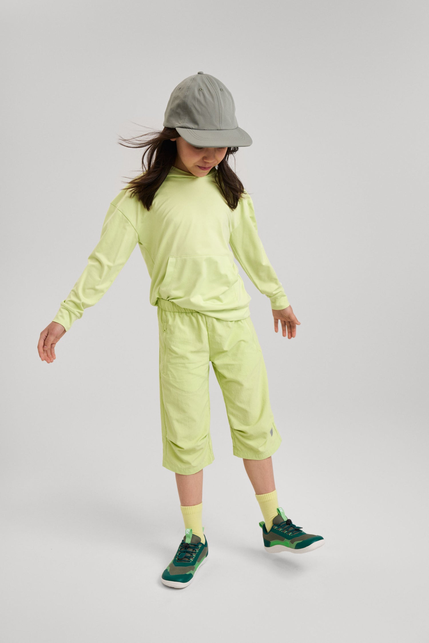 Reima - Tallustelu '25 Greyish Green - Deportivas barefoot impermeables-Reima-Cacles Barefoot-Tienda de calzado barefoot respetuoso minimalista