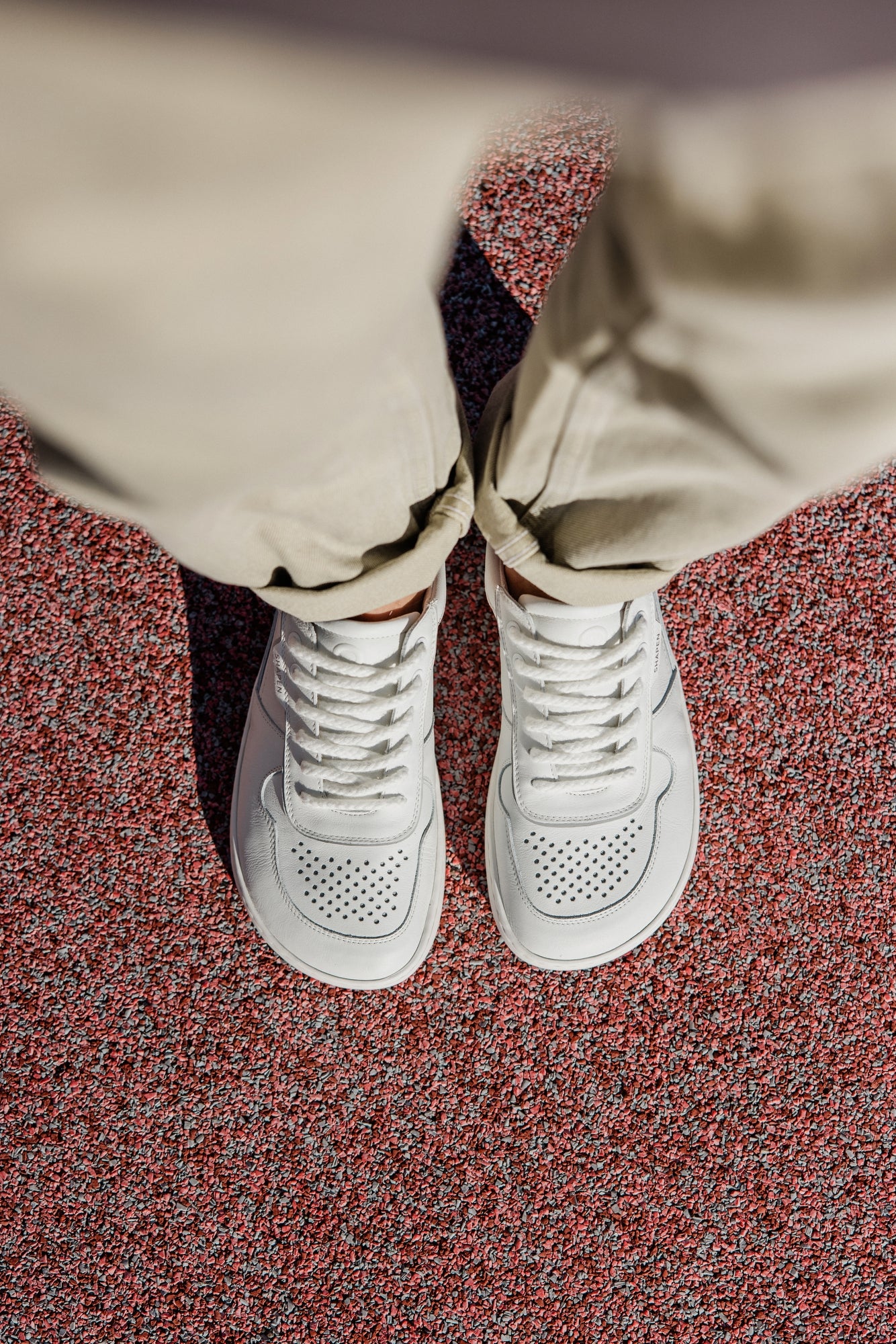 Shapen - Flowin White & Grey - Sneakers barefoot