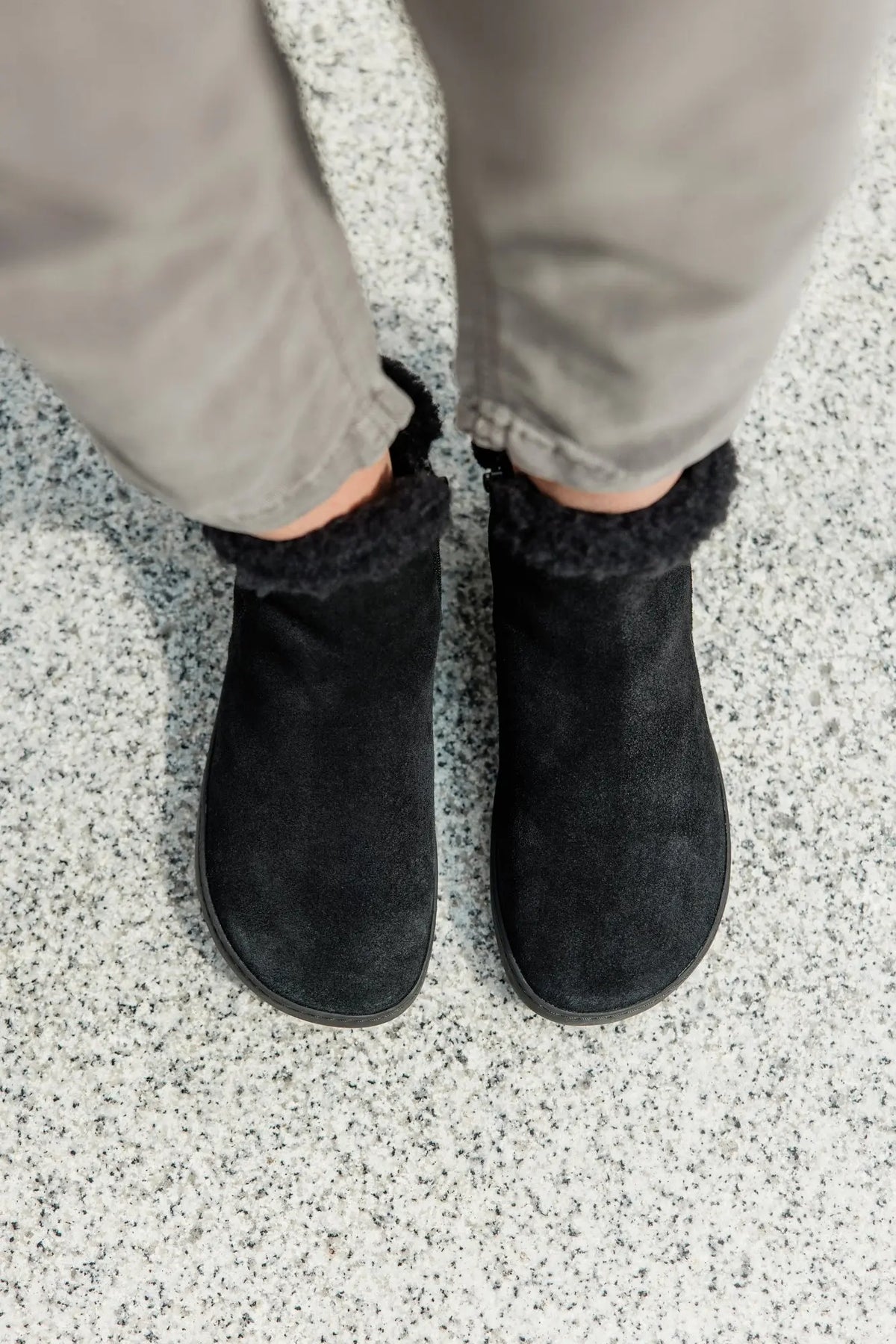 Shapen - Fluffy 2.0 Black - Botines de invierno barefoot