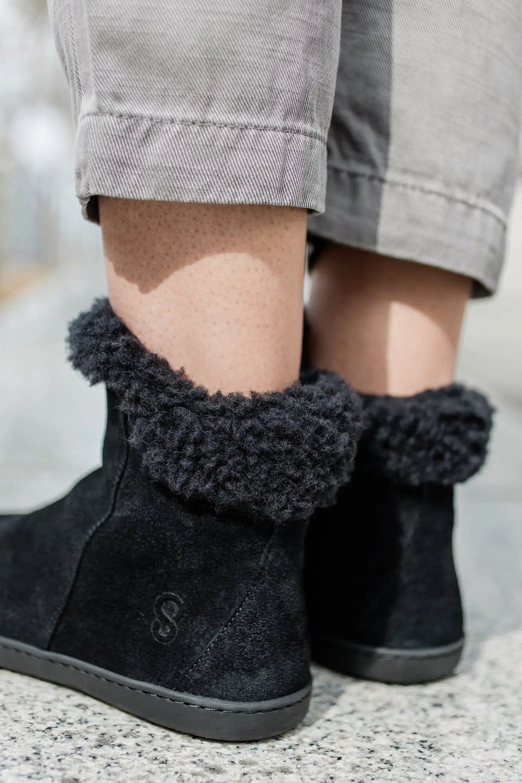 Shapen - Fluffy 2.0 Black - Botines de invierno barefoot