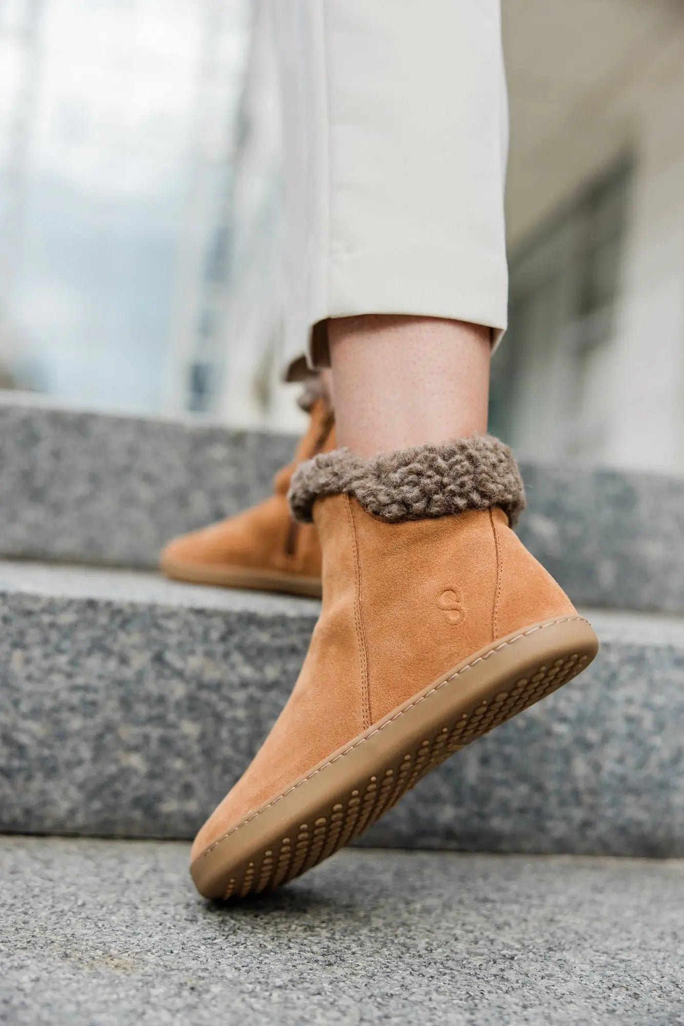 Shapen - Fluffy 2.0 Brown - Botines de invierno barefoot