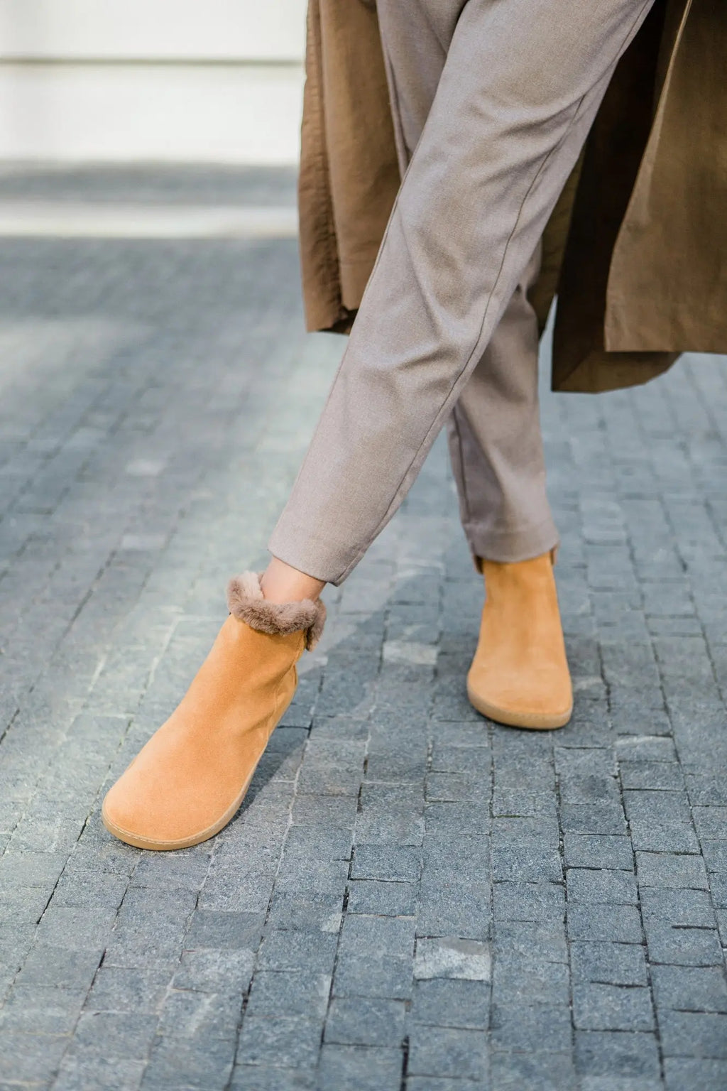 Shapen - Fluffy 2.0 Brown - Botines de invierno barefoot