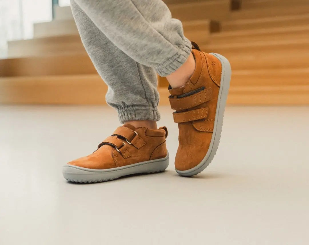 Zapatos barefoot de niños Be Lenka Play - Cognac