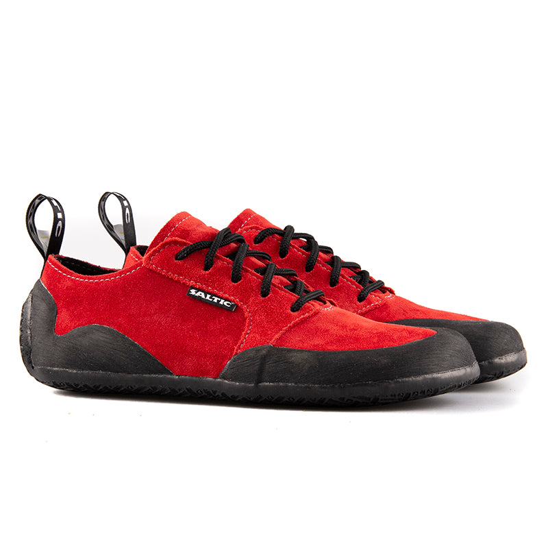 Saltic Outdoor Flat Red - Zapatillas barefoot unisex para senderismo rojas